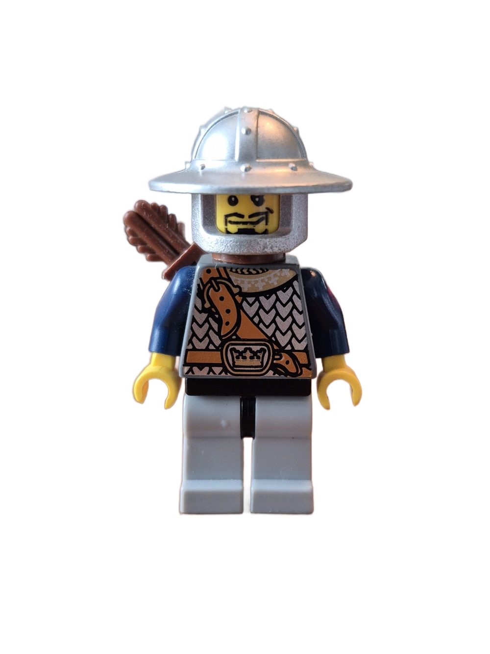 Lego Minifigure - Fantasy Era - Crown Knight Scale Mail, Broad Helmet (cas370)